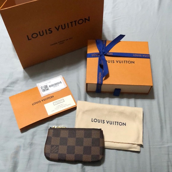 Louis Vuitton Accessories - Louis Vuitton Damier Ebene Key Pouch